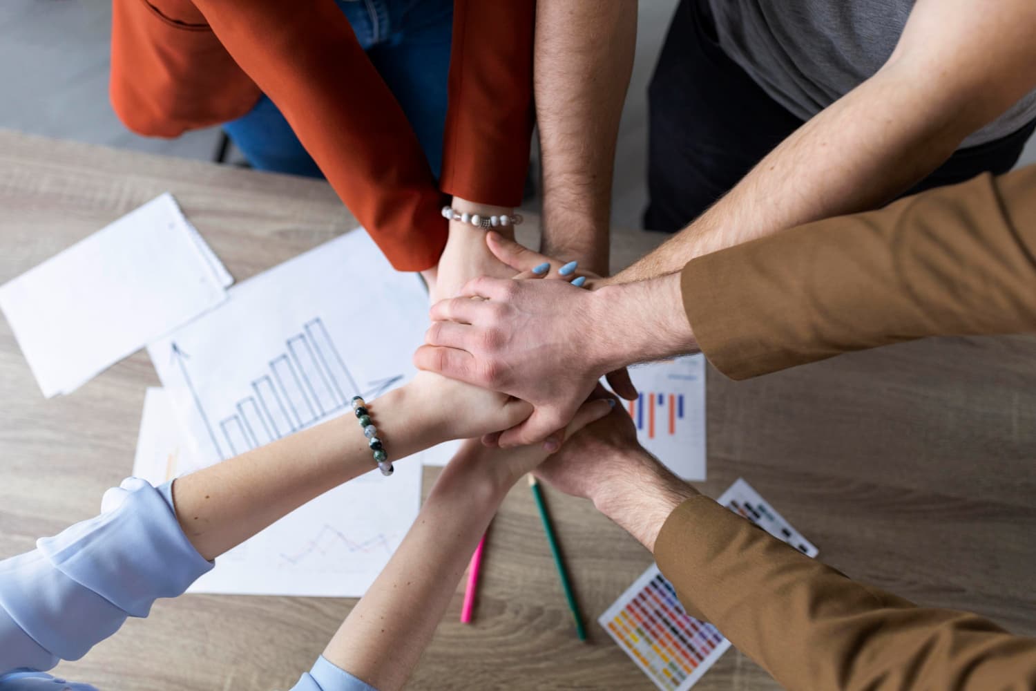 RELACIONES COMUNITARIAS Y PROYECTOS DE RESPONSABILIDAD SOCIAL/EMPRESARIAL